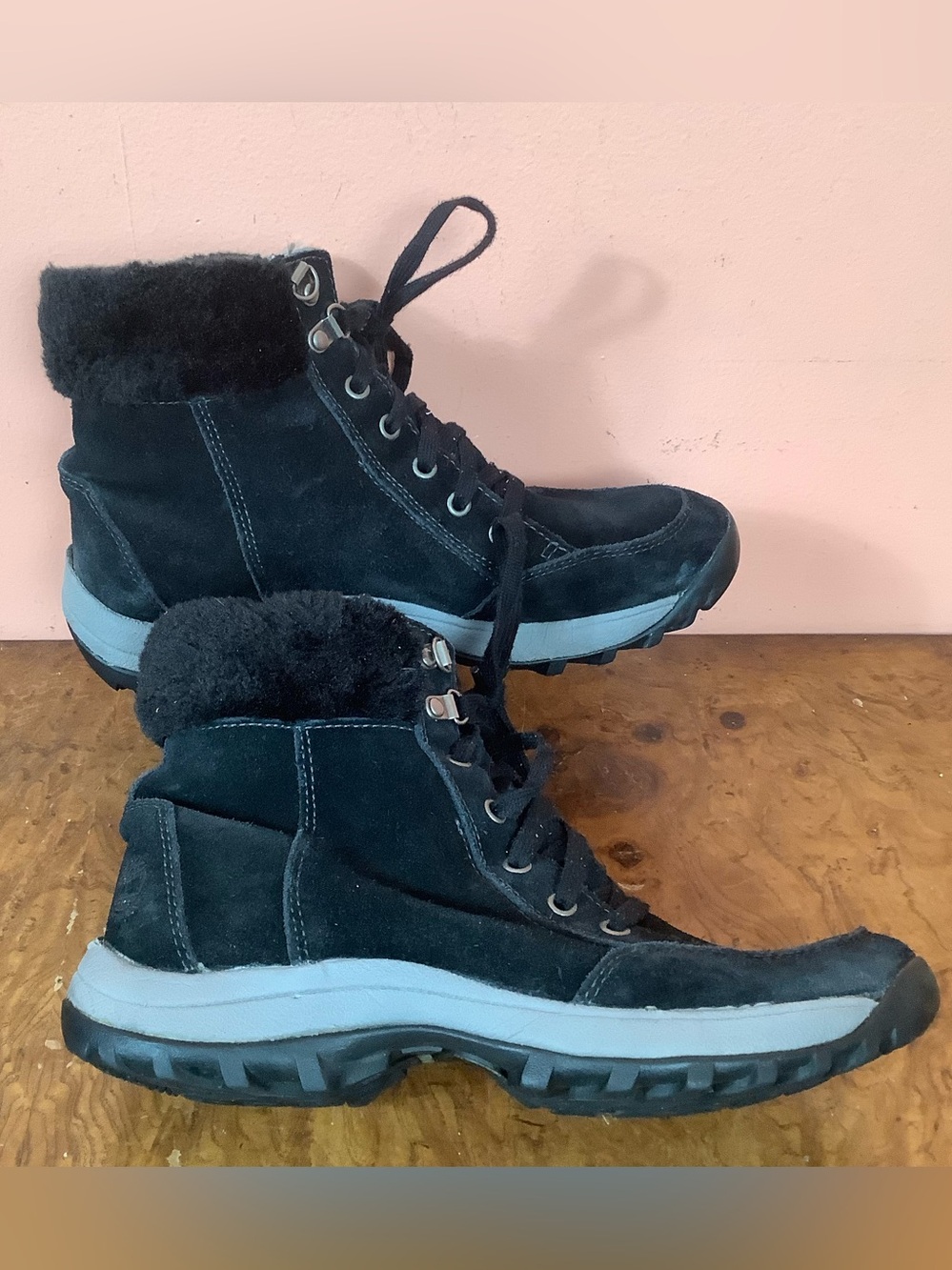 Timberland 24625 Women's Black Suede Winter Boots Faux Fur Collar Size 9M